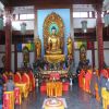 Μοναχοί στο ναό Qibao