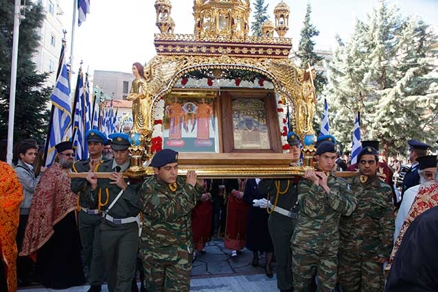 Λιτανεία των εικόνωνΑρχαγγέλων και Παναγίας Σουμελά, Σέρρες. 